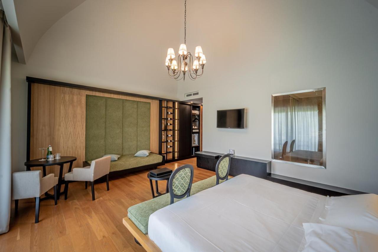 Villa Neri Resort & Spa Лингуаглоса Екстериор снимка