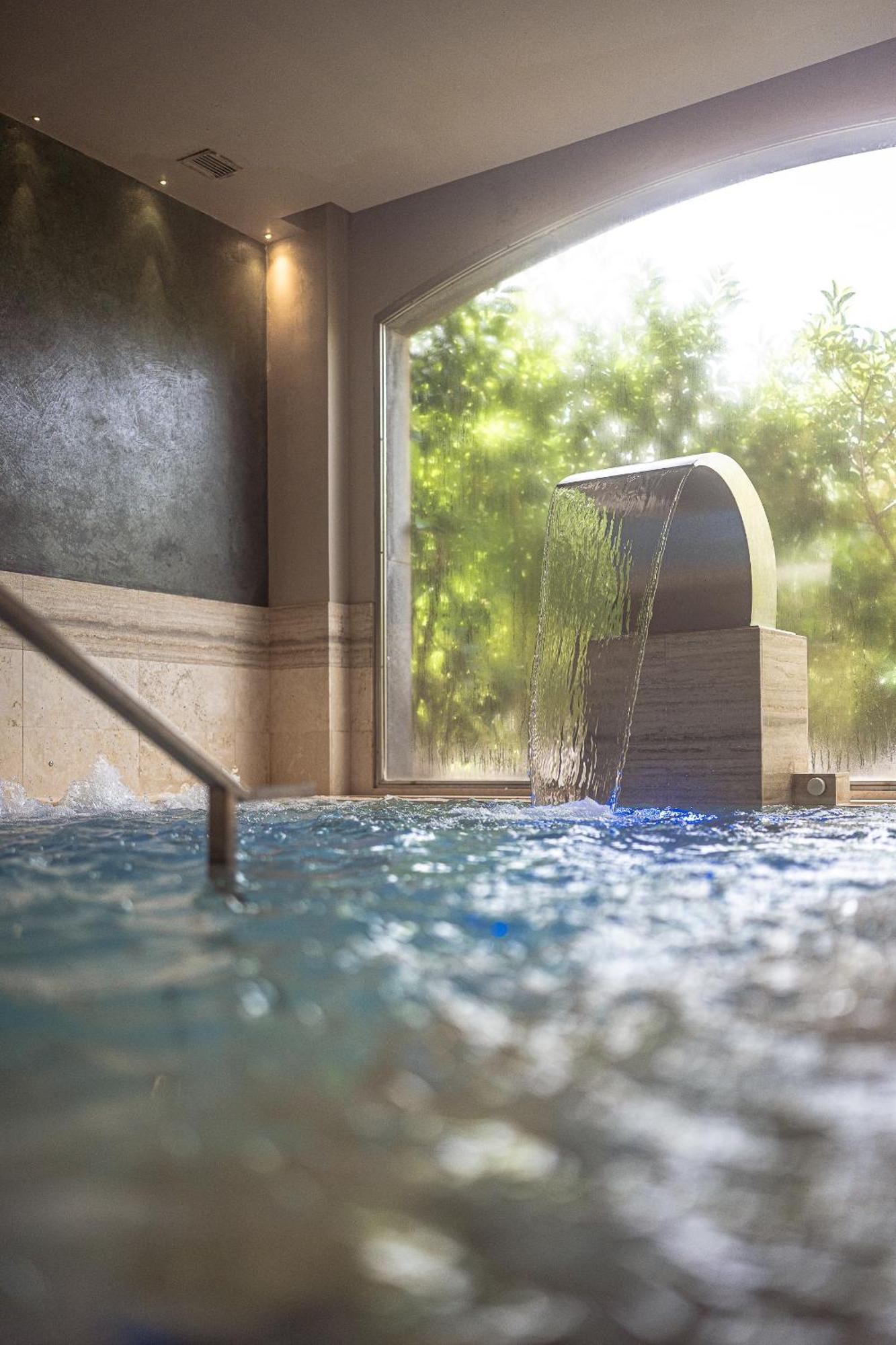 Villa Neri Resort & Spa Лингуаглоса Екстериор снимка
